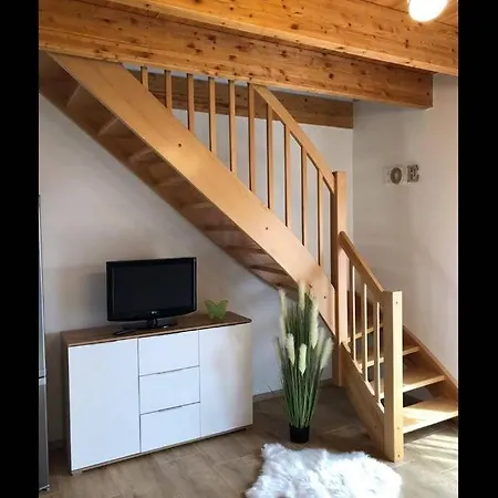 Holiday home Domek Polny Czar *